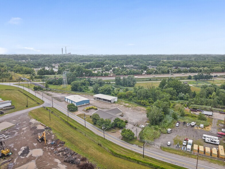 37401 Stevens Blvd, Willoughby, OH à louer - Aérien – Image 2 sur 70