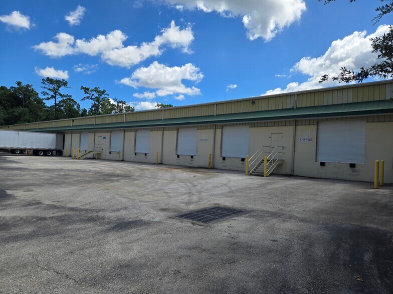 9855 Mining Dr, Jacksonville, FL à louer - Photo de l’immeuble – Image 3 sur 12