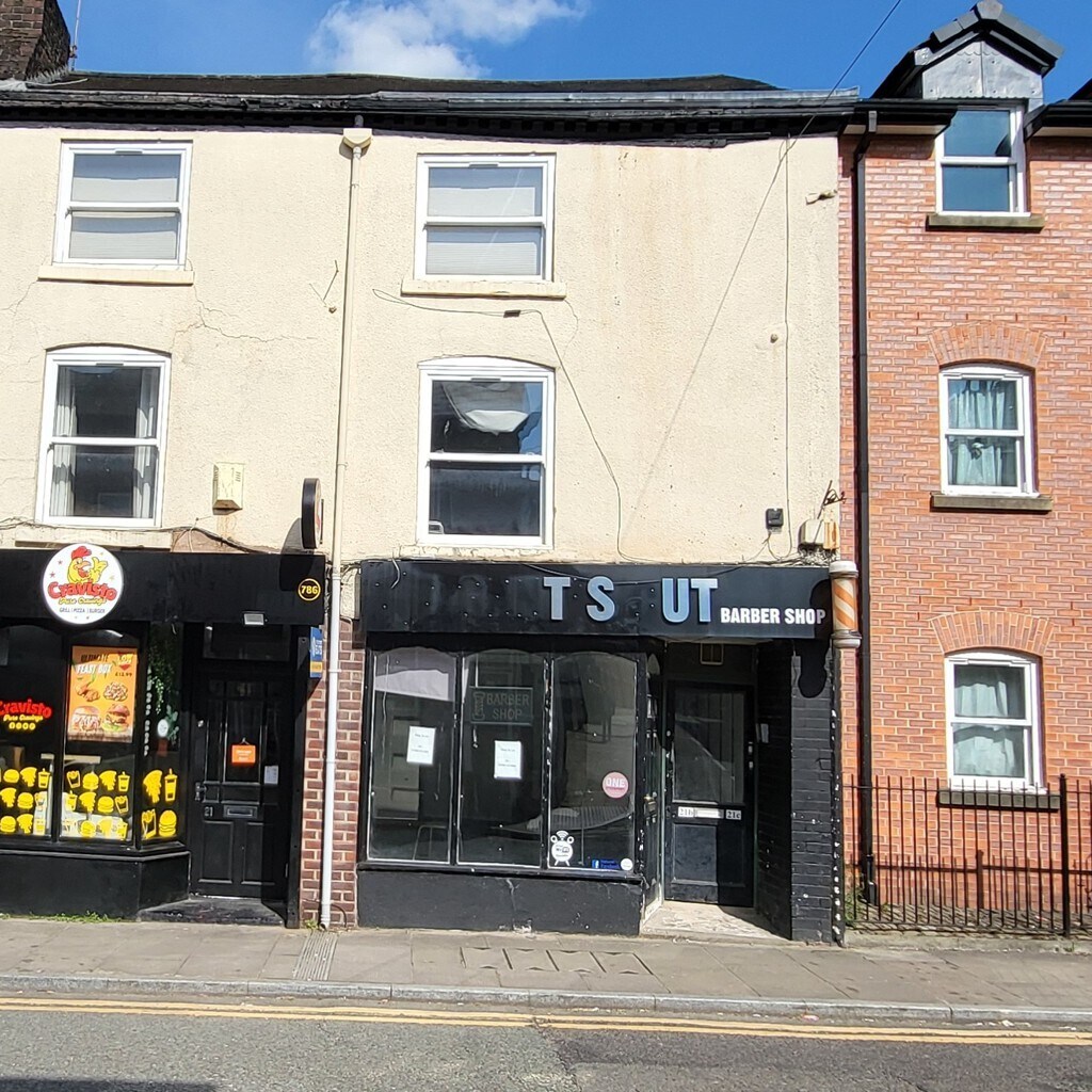 21 Middle Hillgate, Stockport à louer Photo de l’immeuble– Image 1 sur 2