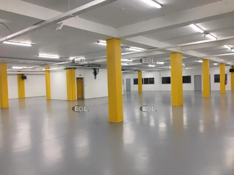 Local d’activités dans Créteil à louer - Photo intérieure – Image 2 sur 5