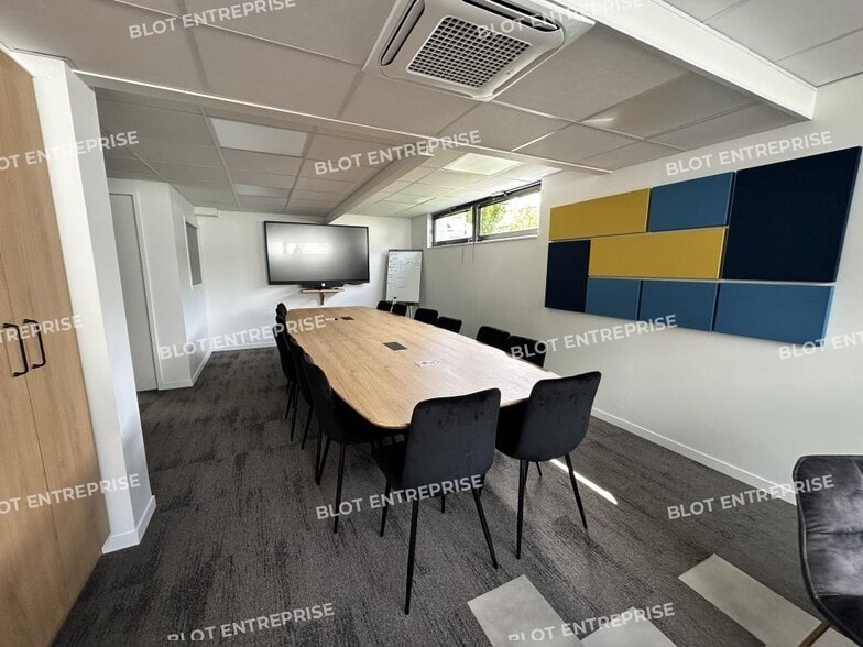 Bureau dans Rennes à louer - Photo de l’immeuble – Image 2 sur 5