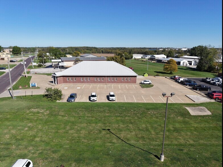 125 Winchester Dr, Sedalia, MO à louer - Photo de l’immeuble – Image 3 sur 20