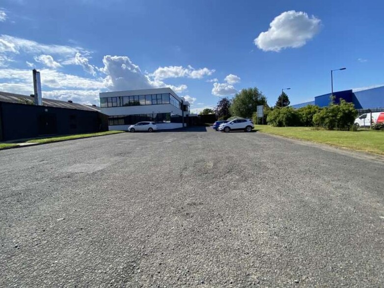 Pentland Rd, Loanhead à louer - Photo de l’immeuble – Image 2 sur 3