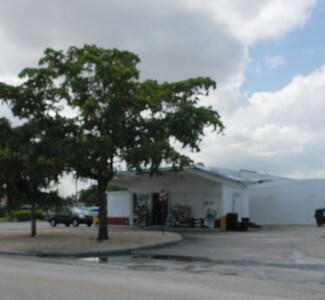 Plus de détails pour 7761 Johnson St, Pembroke Pines, FL - Local commercial à vendre