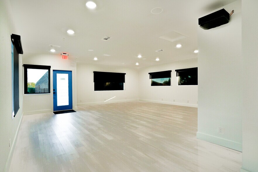 209 Round Rock Ave, Round Rock, TX à louer - Photo intérieure – Image 2 sur 3