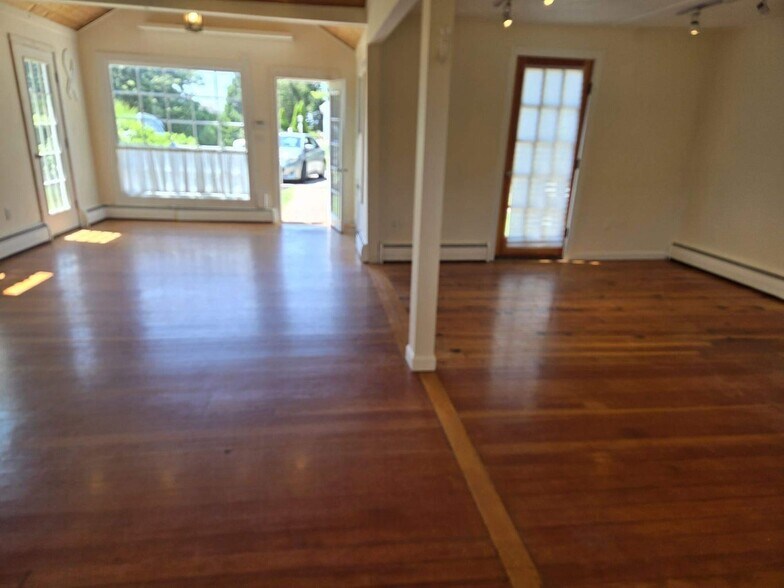 726 Main St, Chatham, MA à louer - Photo de l’immeuble – Image 3 sur 6