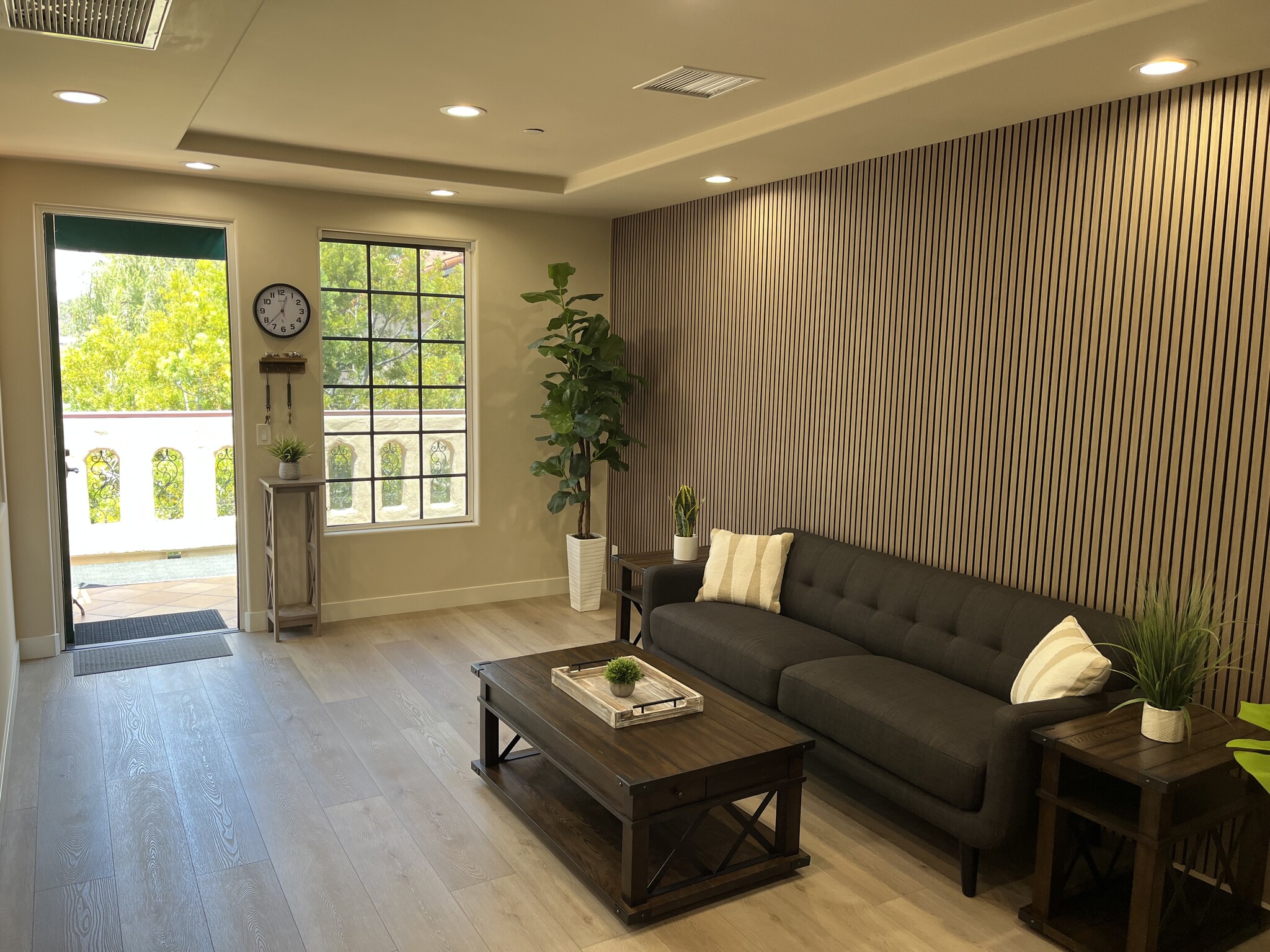 16236 San Dieguito Rd, Rancho Santa Fe, CA à louer Photo intérieure– Image 1 sur 6