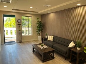 16236 San Dieguito Rd, Rancho Santa Fe, CA à louer Photo intérieure– Image 1 sur 6