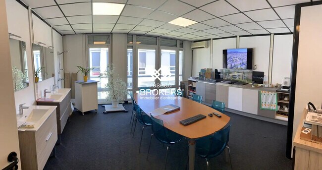 Plus de détails pour 36 A Rue Des Vingts Toises, Saint-Martin-le-Vinoux - Bureau à vendre
