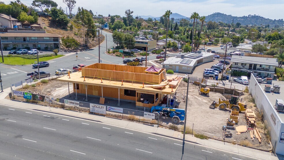 2201 Fletcher Pkwy, El Cajon, CA à vendre - Photo de l’immeuble – Image 2 sur 19