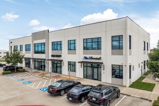 Plus de détails pour 4200 Mapleshade Ln, Plano, TX - Bureau à vendre