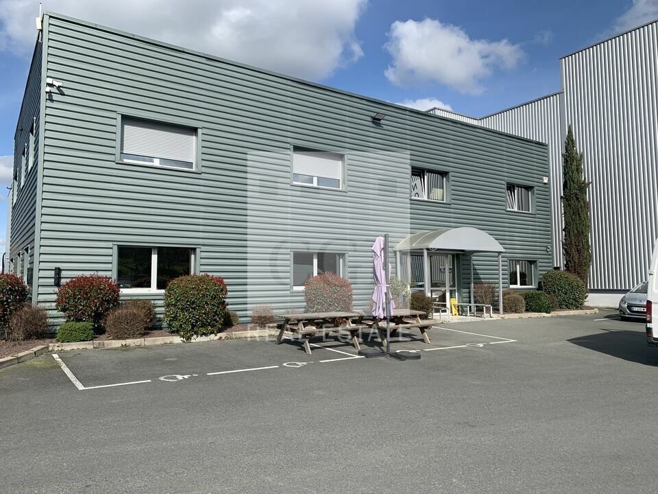 471 Rue Louis Arnal, Lozanne à vendre Photo de l’immeuble– Image 1 sur 18