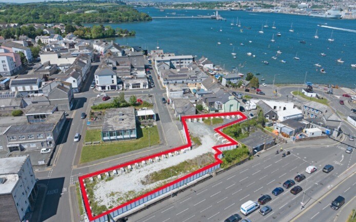 4 Ferry St, Torpoint à vendre - Photo principale – Image 1 sur 3