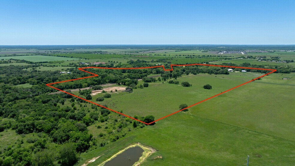 1087 Seawillow Rd, Lockhart, TX à vendre - Photo de l’immeuble – Image 2 sur 18