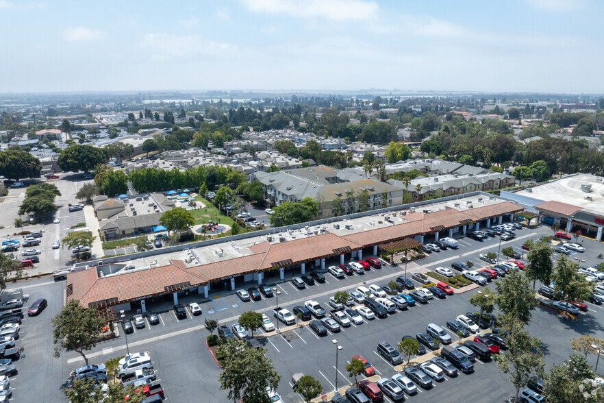 5722 Telephone Rd, Ventura, CA à vendre - Photo de l’immeuble – Image 3 sur 4
