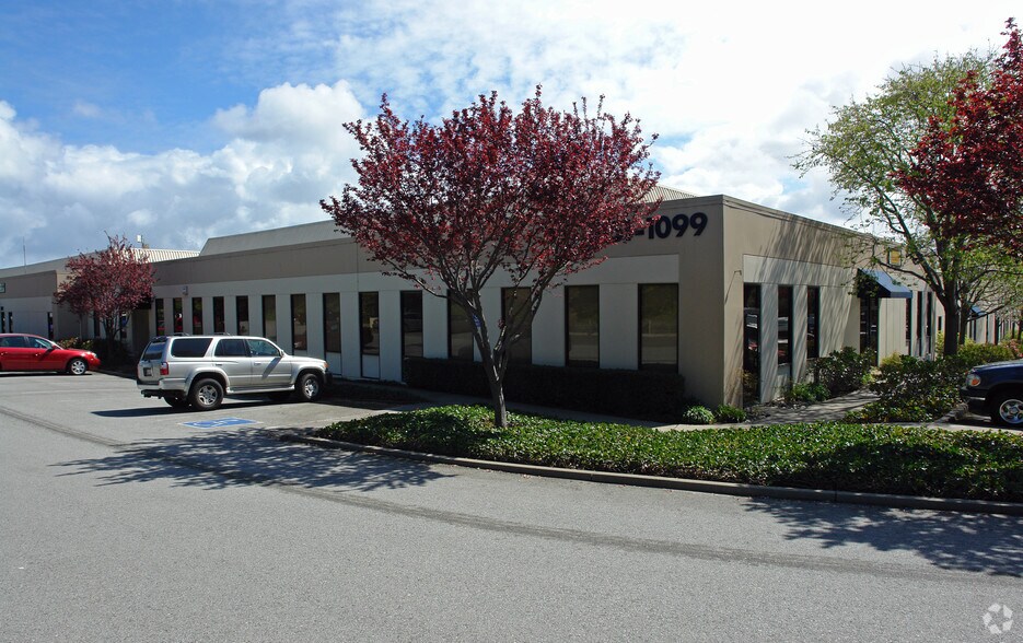 1192-1198 Cherry Ave, San Bruno, CA à louer - Photo de l’immeuble – Image 3 sur 3