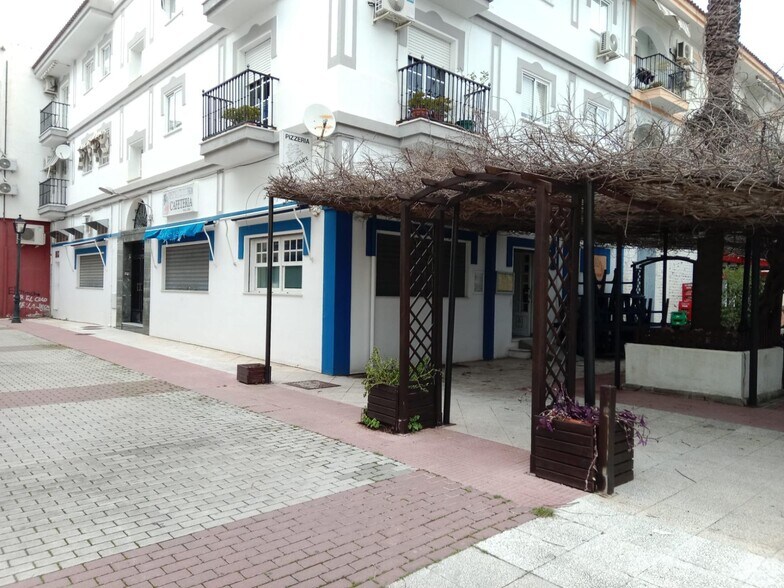 Local commercial dans Salobreña à vendre - Photo de l’immeuble – Image 3 sur 18