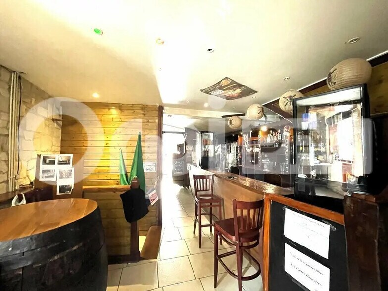 Local commercial dans Laigneville à vendre - Photo intérieure – Image 2 sur 5