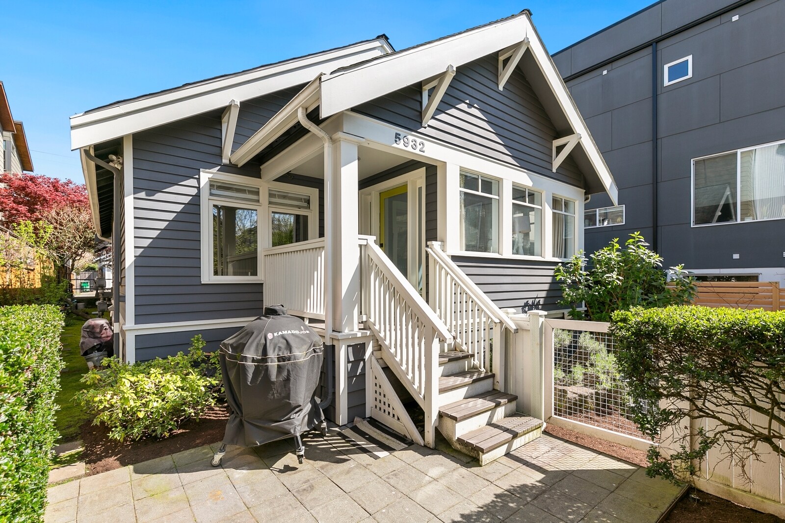 5932 California Ave SW, Seattle, WA à vendre Photo de l’immeuble– Image 1 sur 32