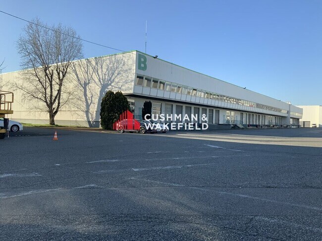 Plus de détails pour 8 Avenue De Fondeyre, Toulouse - Bureau, Industriel/Logistique à louer
