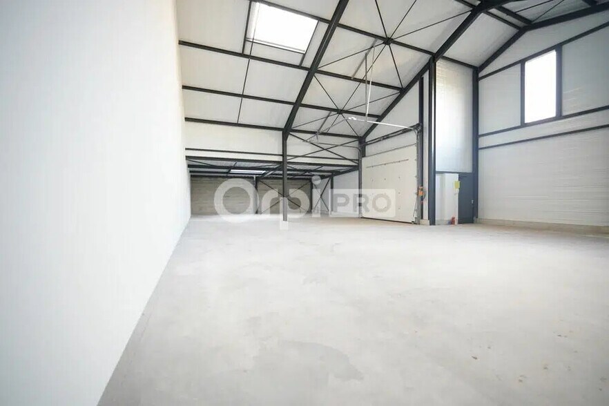 75 Rue Des 2 Ruisseaux, Gleizé à vendre - Photo de l’immeuble – Image 3 sur 11