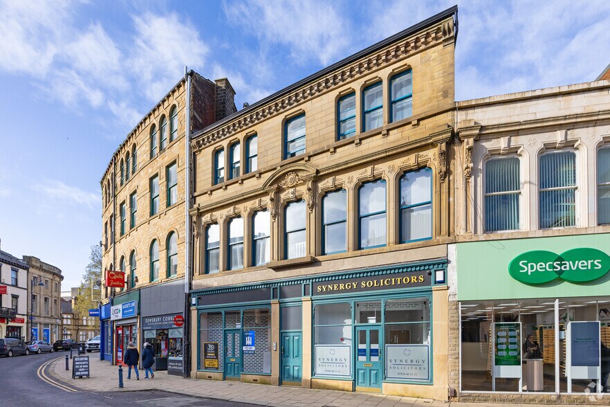 6-10 Westgate, Dewsbury à louer - Photo de l’immeuble – Image 2 sur 2