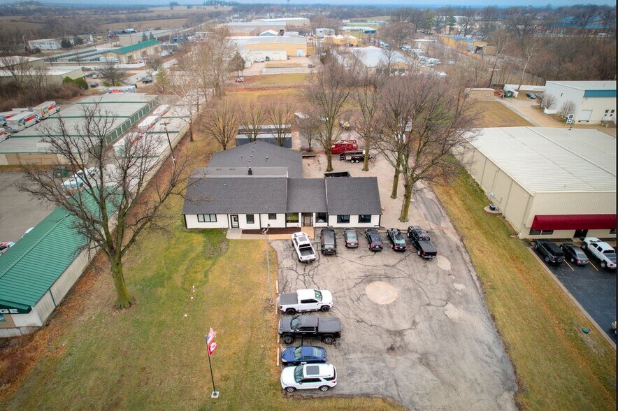 1600 SW Market St, Lee's Summit, MO à vendre - Photo de l’immeuble – Image 3 sur 48