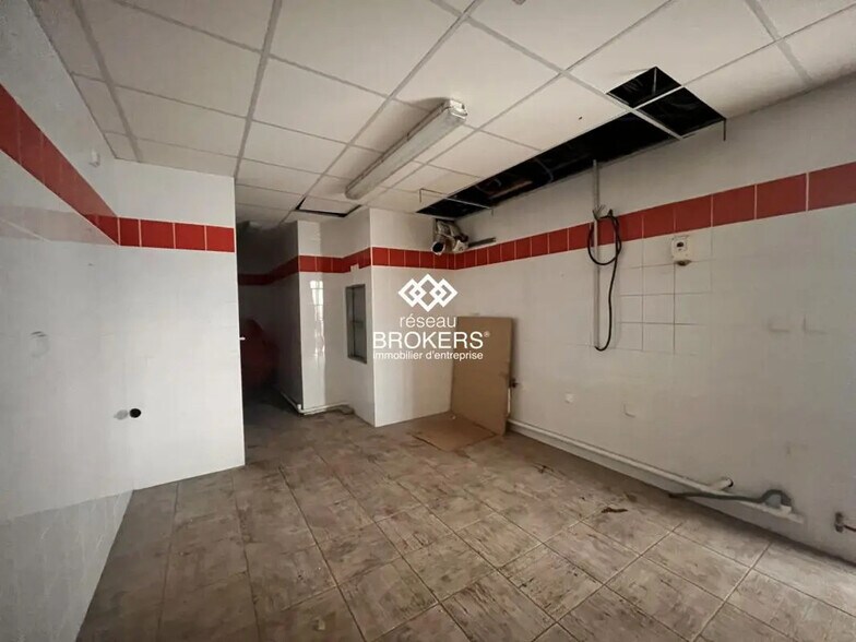 Local commercial dans Saint-Nazaire à louer - Photo intérieure – Image 2 sur 6