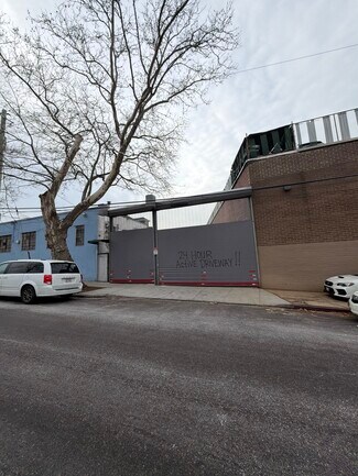 Plus de détails pour 1316 133rd Pl, College Point, NY - Terrain à louer