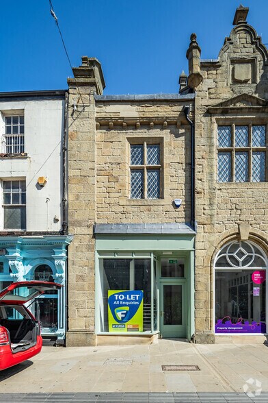 10 High St, Wrexham à louer - Photo de l’immeuble – Image 2 sur 2