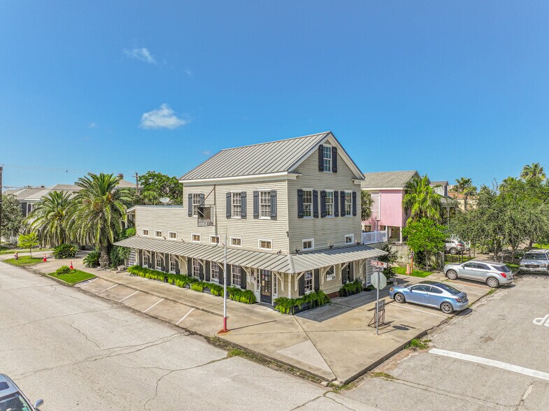 628 14th St, Galveston, TX à vendre - Photo de l’immeuble – Image 3 sur 11