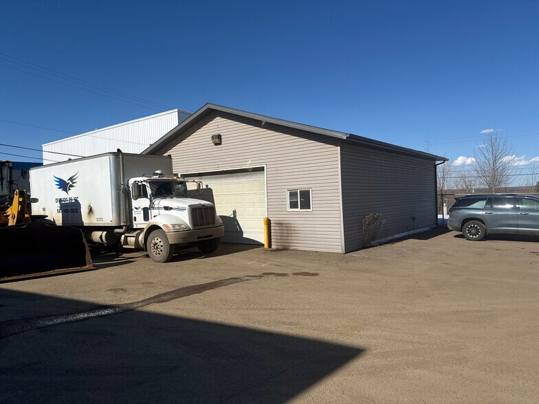 195 Mackay Cres, Fort McMurray, AB à vendre - Photo de l’immeuble – Image 3 sur 34