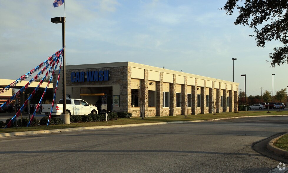 Fairmont Parkway Shopping Center portefeuille de 4 biens à vendre sur LoopNet.fr - Photo principale – Image 3 sur 16