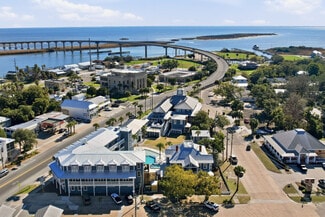 Plus de détails pour 51 Avenue C, Apalachicola, FL - Hôtellerie à vendre