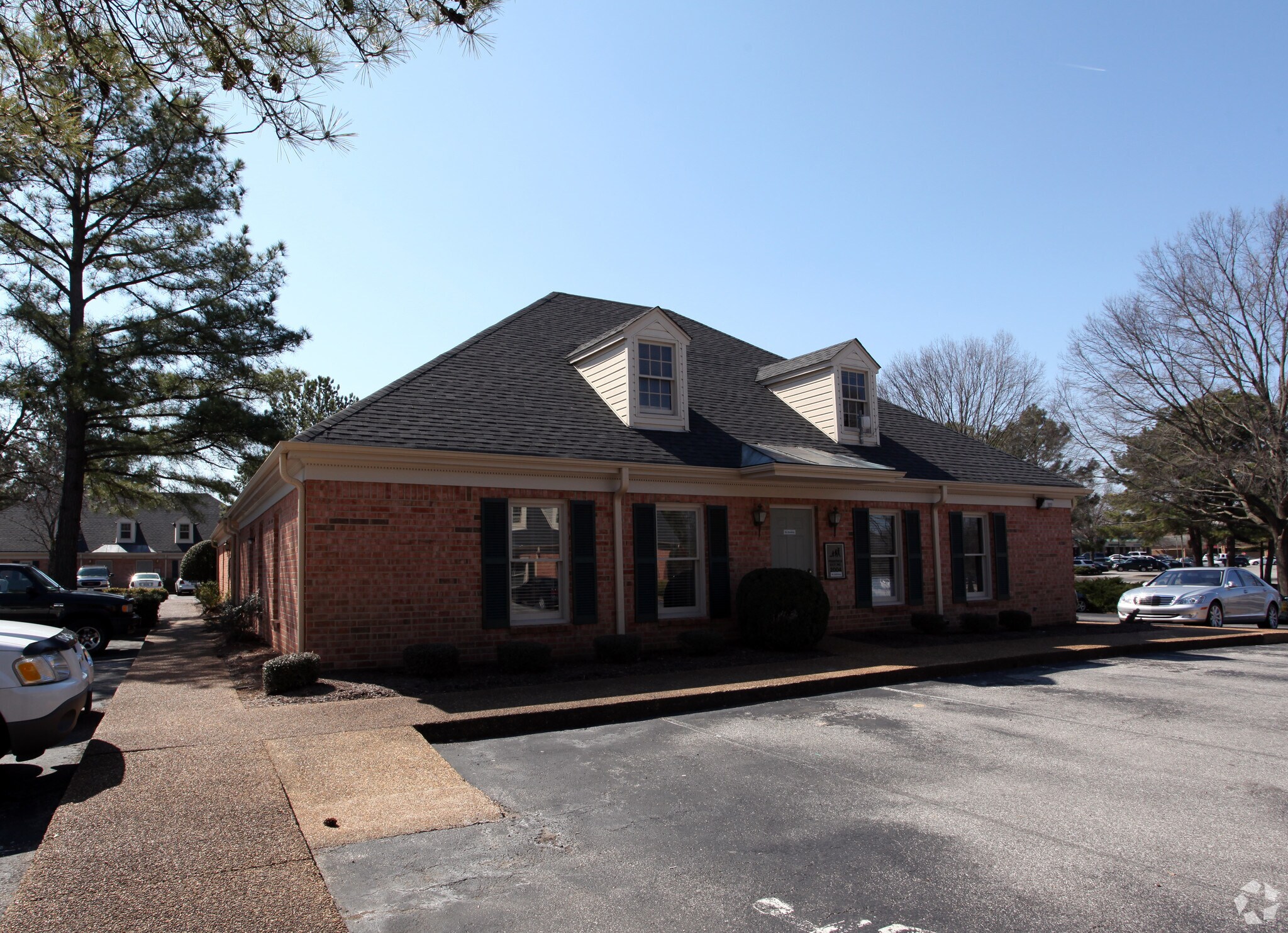 2004 Exeter Rd, Germantown, TN à louer Photo principale– Image 1 sur 7