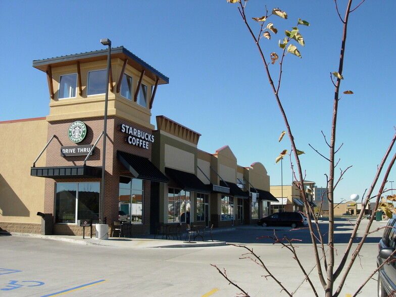 2511-2553 Kirsten Ln S, Fargo, ND à louer - Photo de l’immeuble – Image 1 sur 3