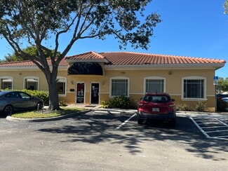 Plus de détails pour 3350 Woods Edge Cir, Bonita Springs, FL - Coworking à louer
