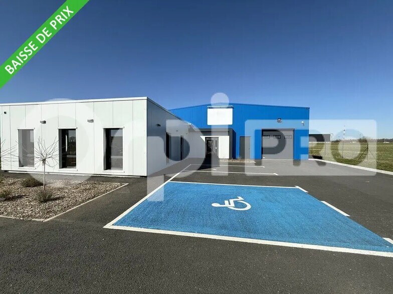 Local d’activités dans Saint-Jean-de-la-Neuville à louer - Photo de l’immeuble – Image 2 sur 12