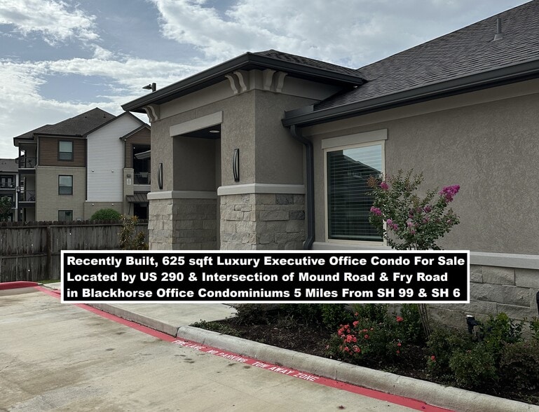 17844 Mound Rd, Cypress, TX à vendre - Photo de l’immeuble – Image 1 sur 23