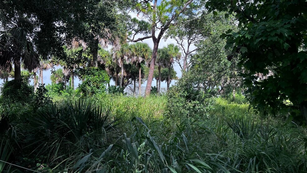 6250 N US Highway 1, Cocoa, FL à vendre - Photo de l’immeuble – Image 2 sur 11