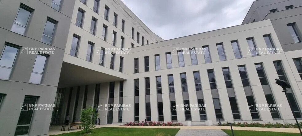 Bureau dans Villeurbanne à louer - Photo de l’immeuble – Image 1 sur 47