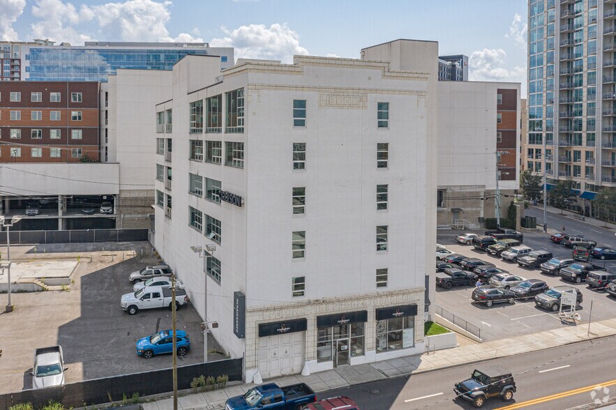 1625 Broadway, Nashville, TN à louer - Photo de l’immeuble – Image 2 sur 8
