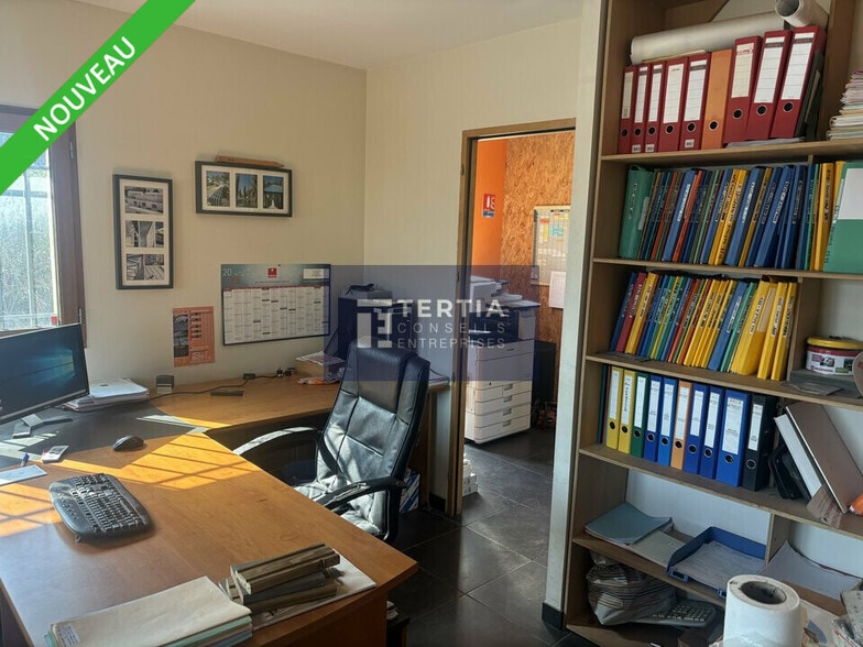 Local d'activités dans Vendargues à vendre - Photo intérieure – Image 2 sur 6