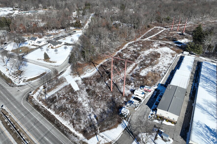 4 Macfarlane Rd, Wappingers Falls, NY à vendre - Photo de l’immeuble – Image 2 sur 6