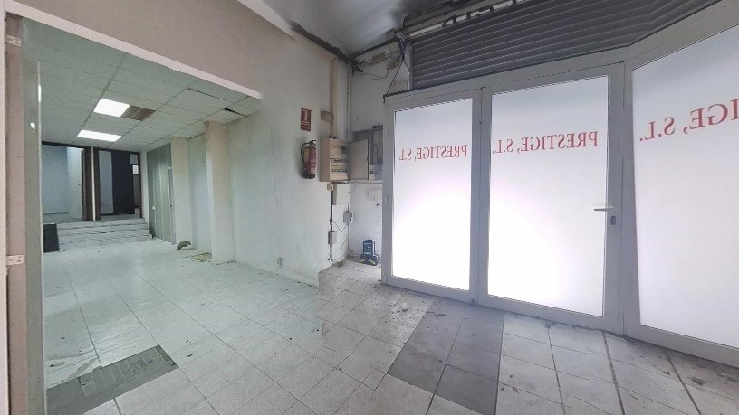 Barcelone, BAR 08014 - Lot Pta. Iz - - Photo intérieure - Image 1 of 15