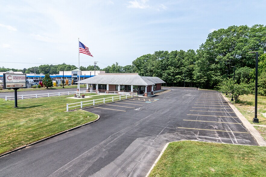 6595 Post Rd, North Kingstown, RI à vendre - Photo de l’immeuble – Image 3 sur 38