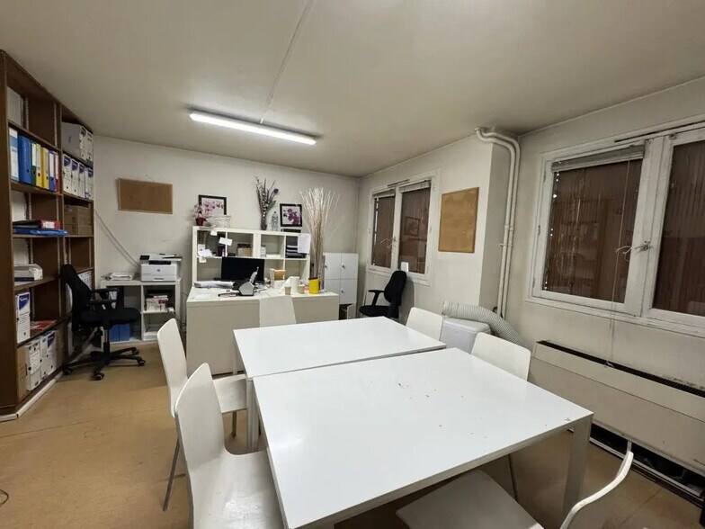 Bureau dans Bezons à louer - Photo de l’immeuble – Image 3 sur 12