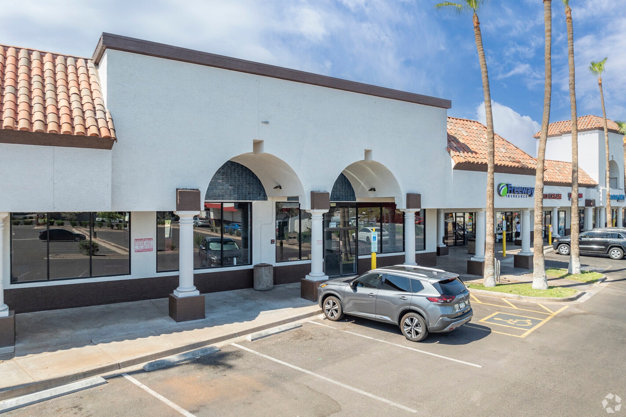 715-825 W Baseline Rd, Tempe, AZ à louer Photo de l’immeuble– Image 1 sur 9
