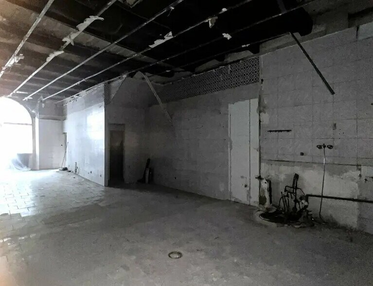 Local commercial dans Vence à vendre - Photo intérieure – Image 2 sur 3