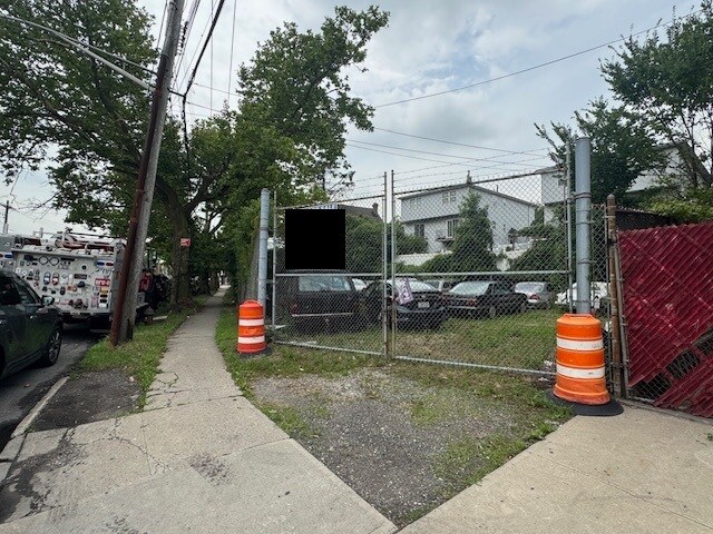 1406 Richmond ave, Staten Island, NY à vendre Photo principale– Image 1 sur 4